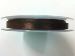 1 BOBINE RUBAN SATIN CHOCOLAT 25MM 6 MM